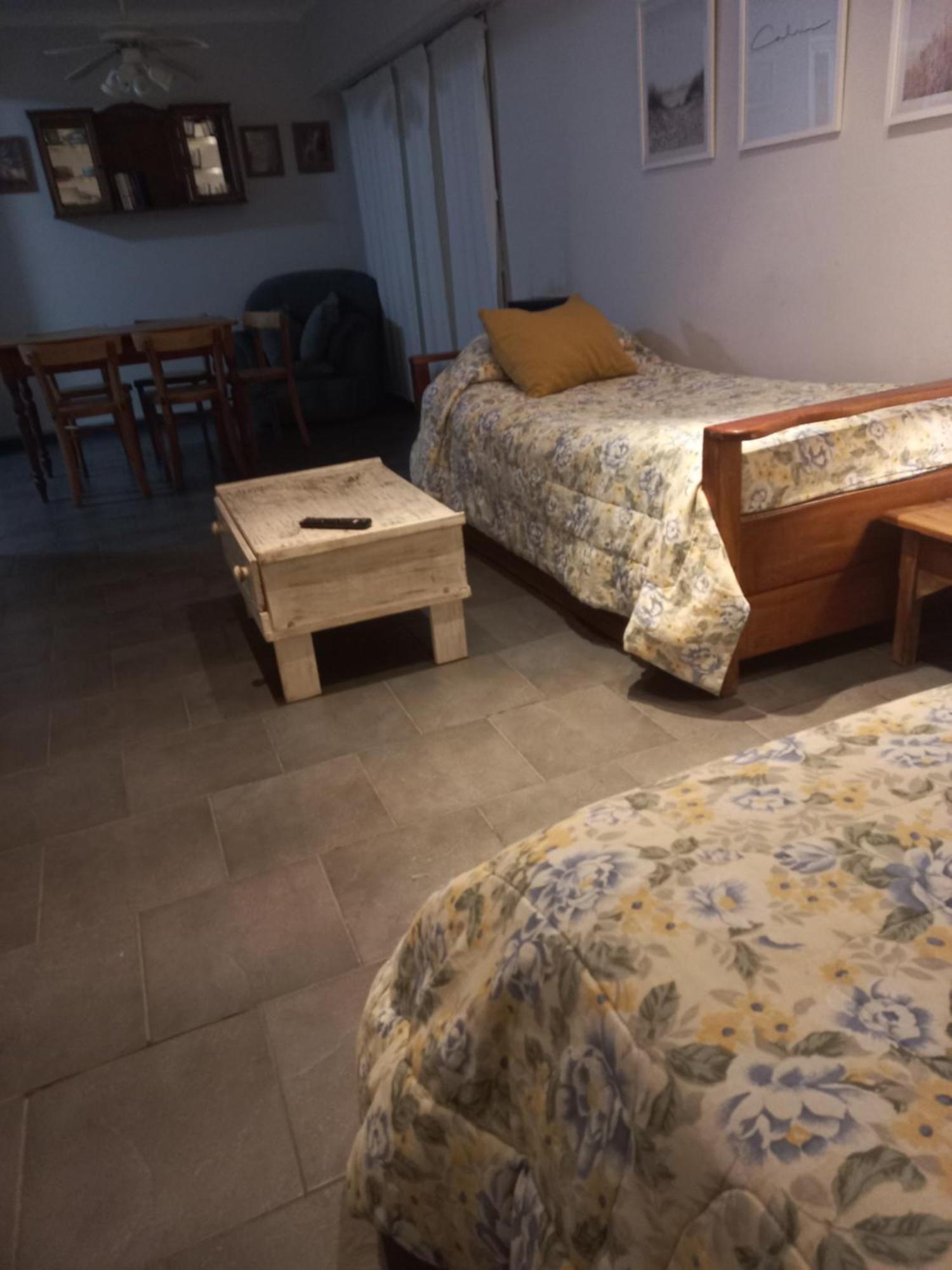 La Biblioteca Apartman Olavarría Szoba fotó